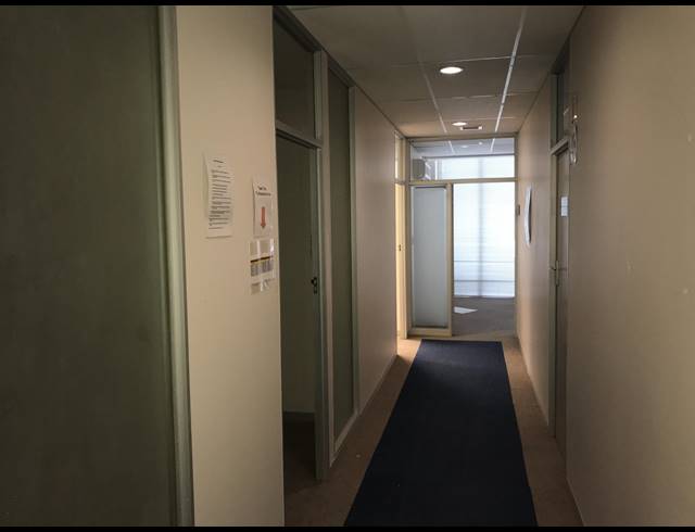 958M² OFFICE TO LET IN TYGER VALLEY